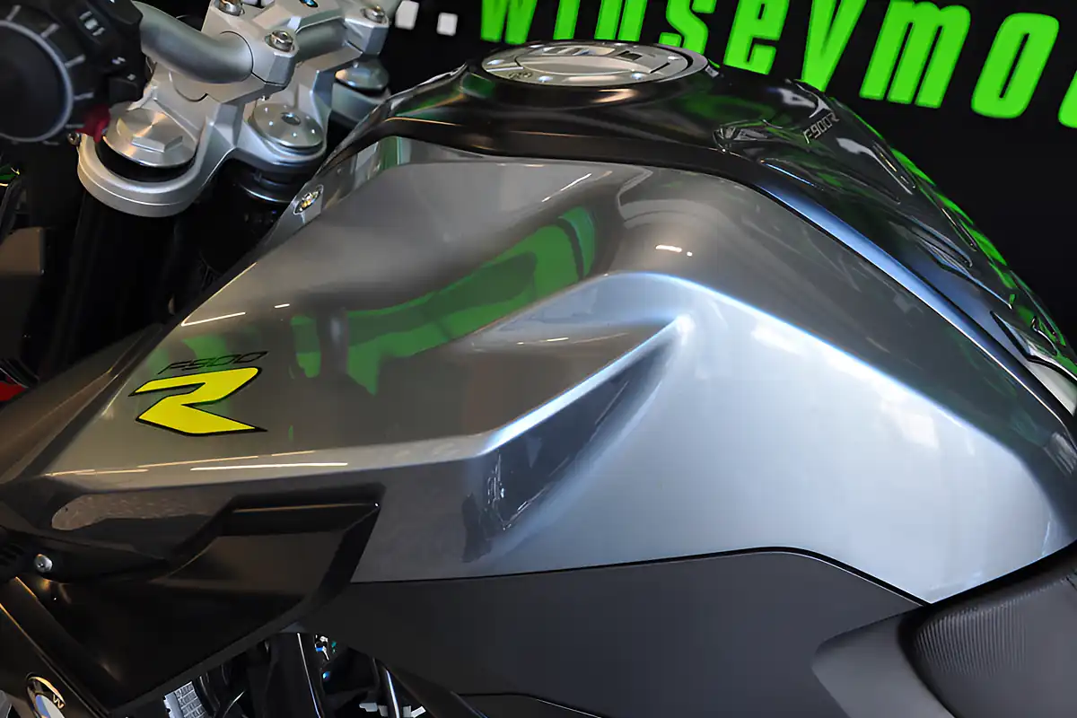 Used 2022 BMW F900R Blue - Interior and Exterior details 8