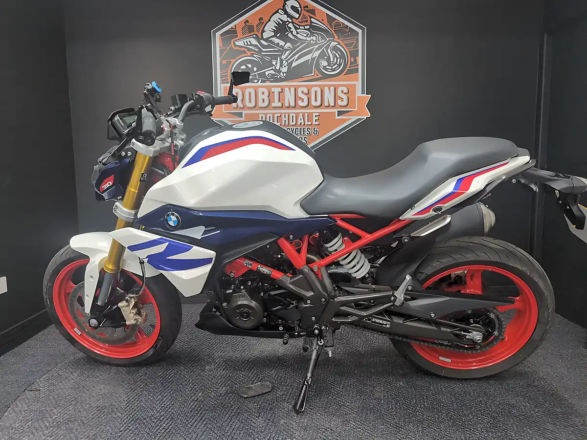 Used 2022 BMW G 310 R Standard White, Red and Blue - Interior and Exterior details 6