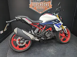 Used 2022 BMW G 310 R Standard White, Red and Blue - Interior and Exterior details 8