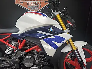 Used 2022 BMW G 310 R Standard White, Red and Blue - Interior and Exterior details 9