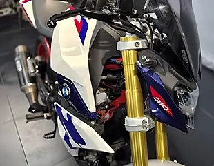 Used 2022 BMW G 310 R Tricolour White/Red/Blue - Interior and Exterior details 11
