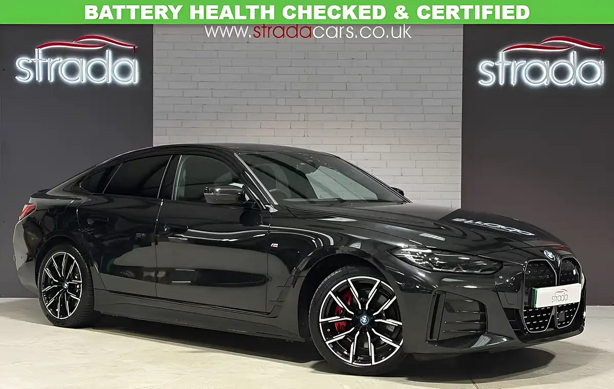 Used 2022 BMW i4 M Sport Black Sapphire - Front View