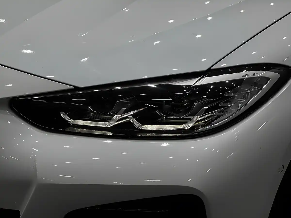 Used 2022 BMW I4 M Sport Gran Coupe White - Interior and Exterior details 8