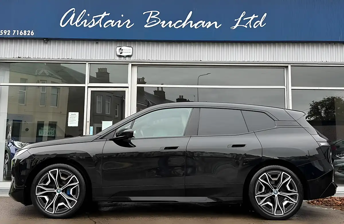 Used 2022 BMW Ix M Sport Black - Interior and Exterior details 10