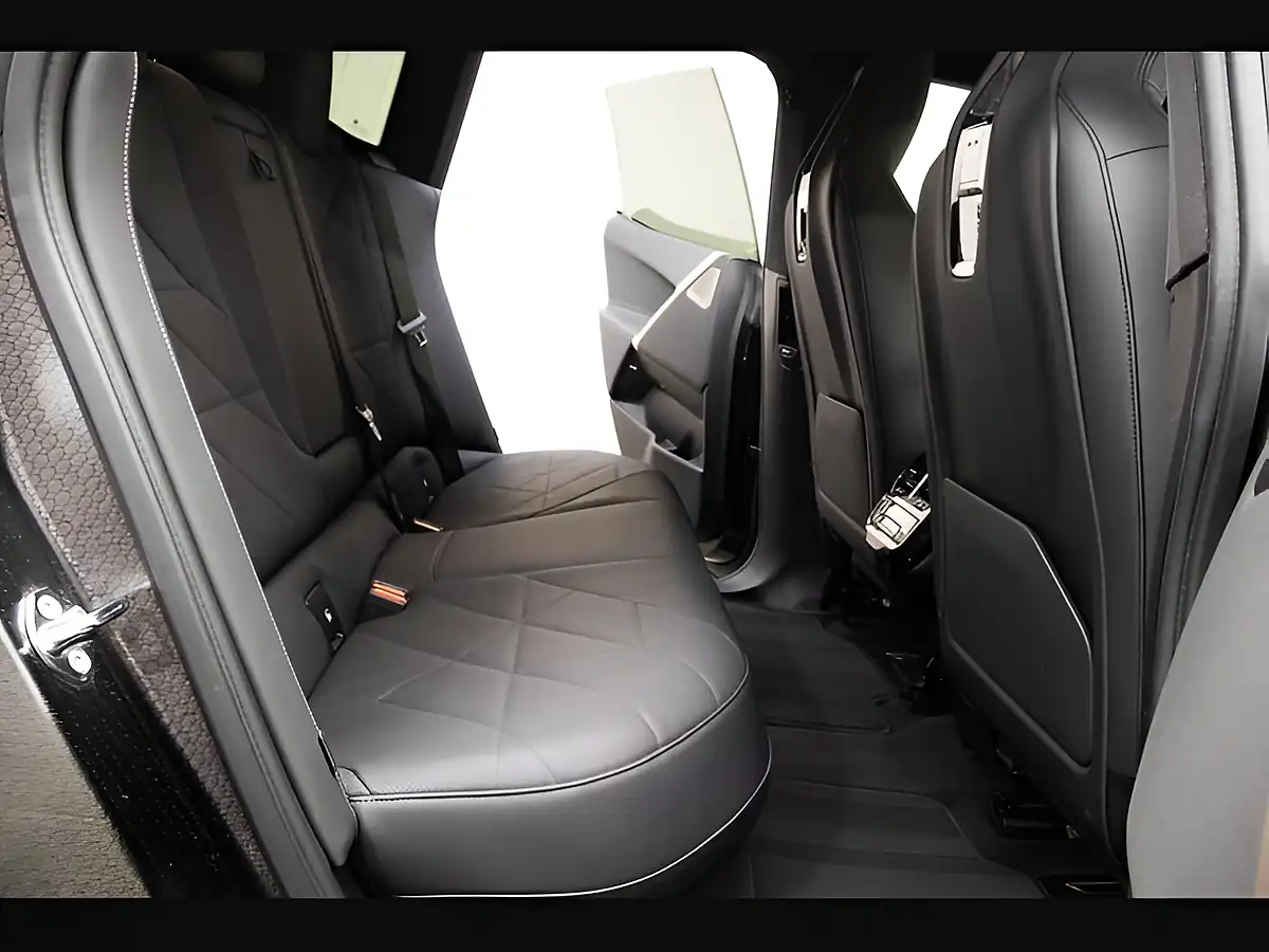 Used 2022 BMW Ix M Sport Black - Interior and Exterior details 12