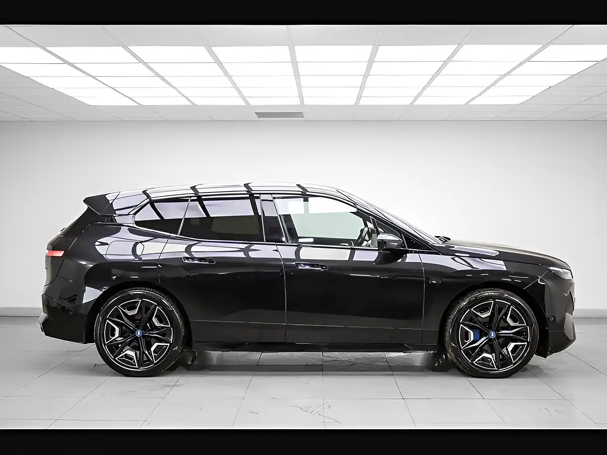 Used 2022 BMW Ix M Sport Black - Interior and Exterior details 6