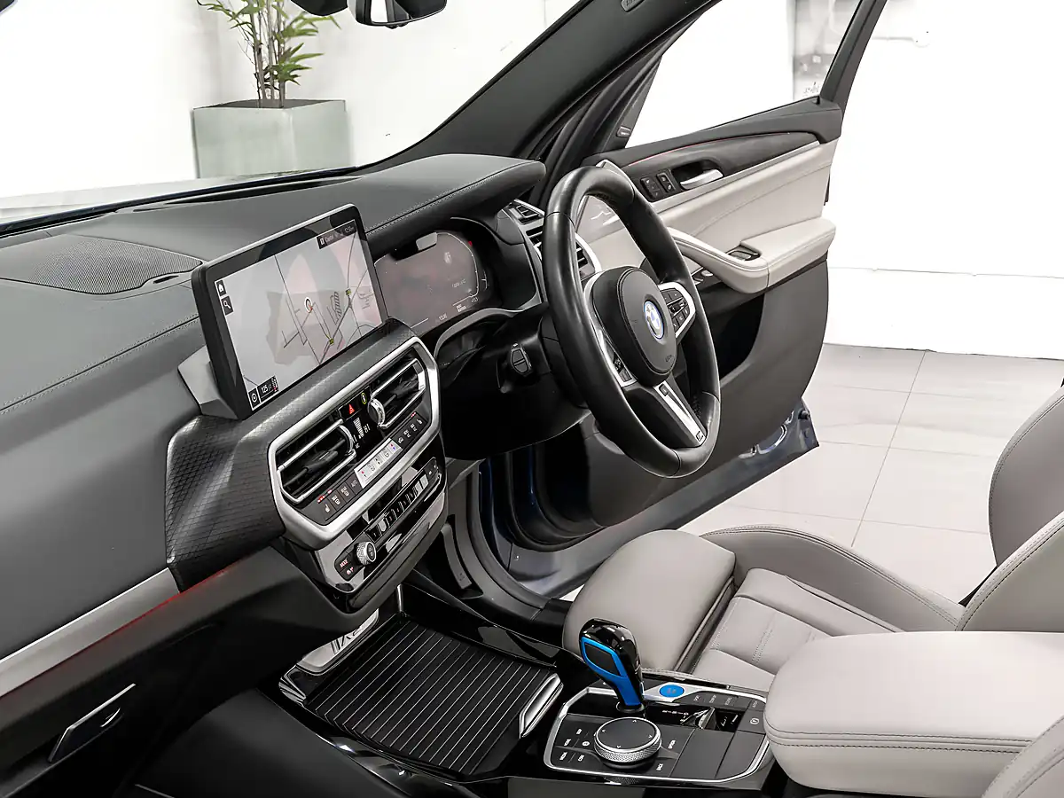 Used 2022 BMW iX3 M Sport Pro Phytonic Blue - Interior and Exterior details 14