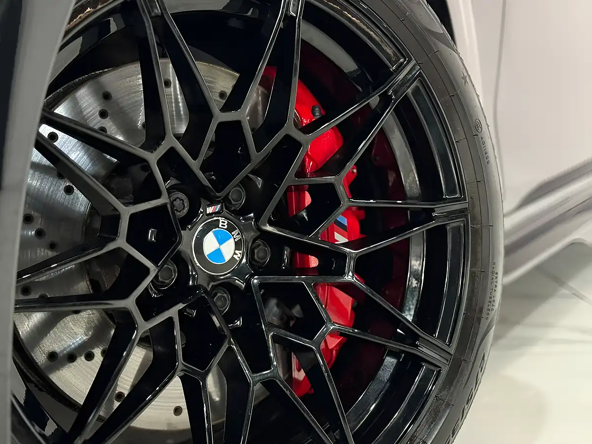 Used 2022 BMW M4 Competition Black - Interior and Exterior details 12