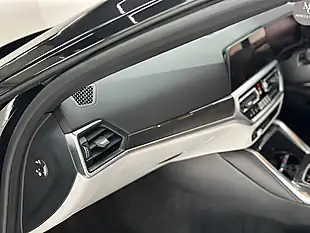 Used 2022 BMW M4 Competition Black - Interior and Exterior details 16