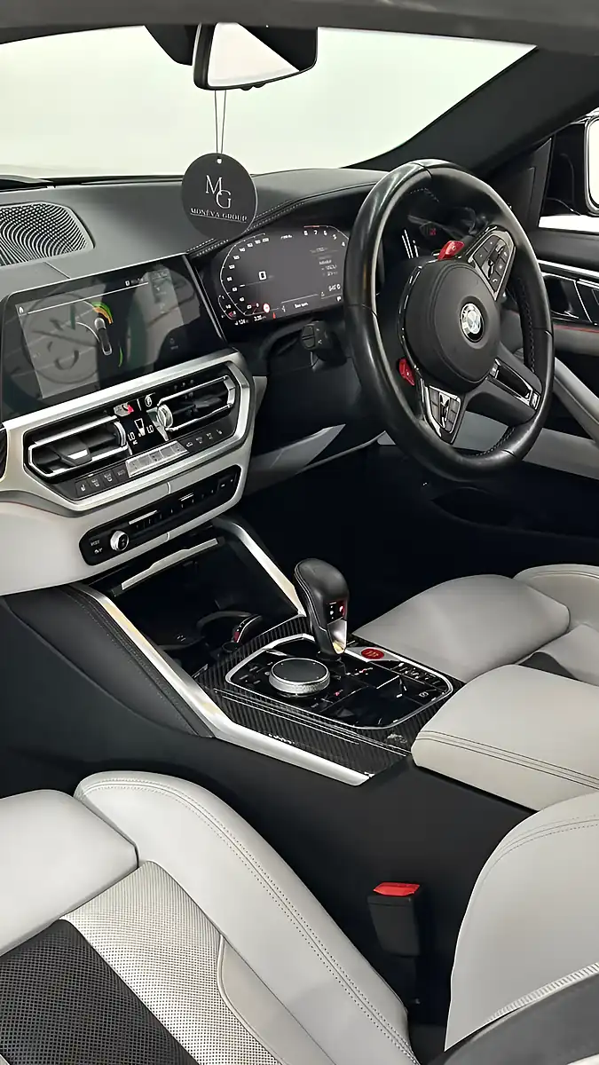 Used 2022 BMW M4 Competition Black - Interior and Exterior details 19