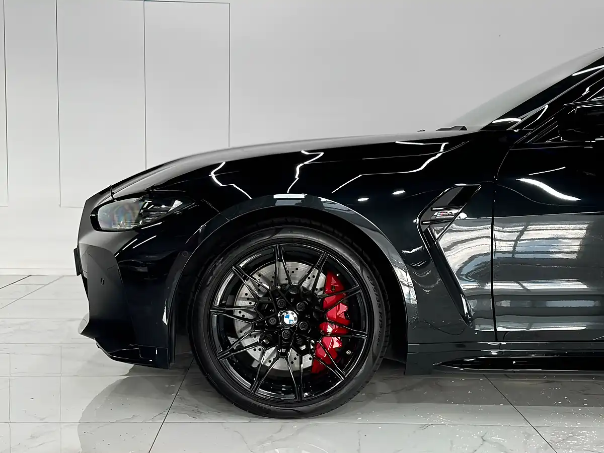 Used 2022 BMW M4 Competition Black - Interior and Exterior details 7