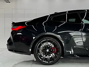 Used 2022 BMW M4 Competition Black - Interior and Exterior details 9
