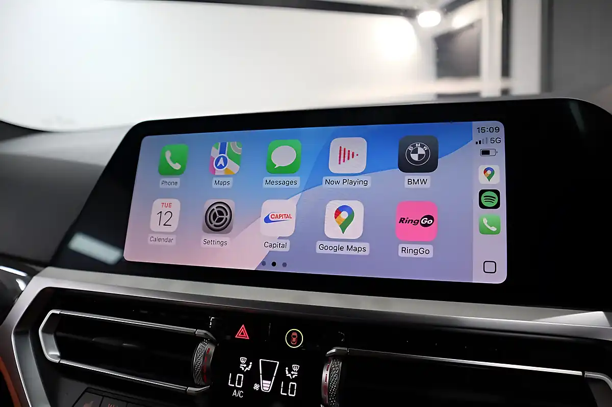 Used 2022 BMW M4 Competition Black Sapphire Metallic - Interior and Exterior details 13