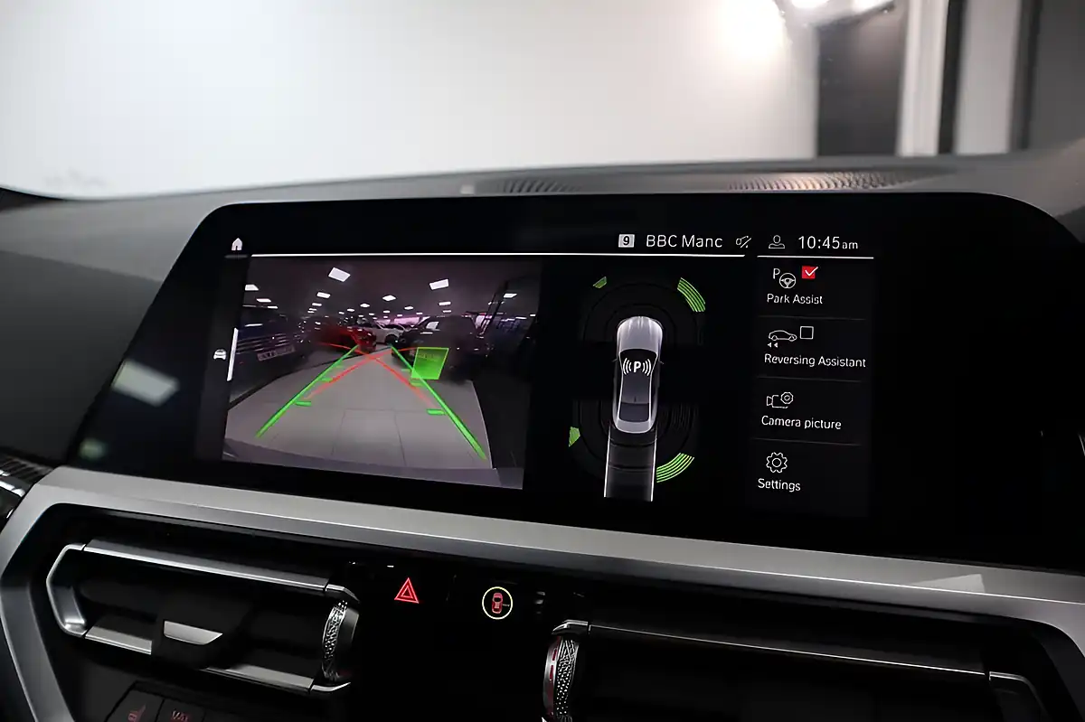 Used 2022 BMW M4 Competition Black Sapphire Metallic - Interior and Exterior details 18