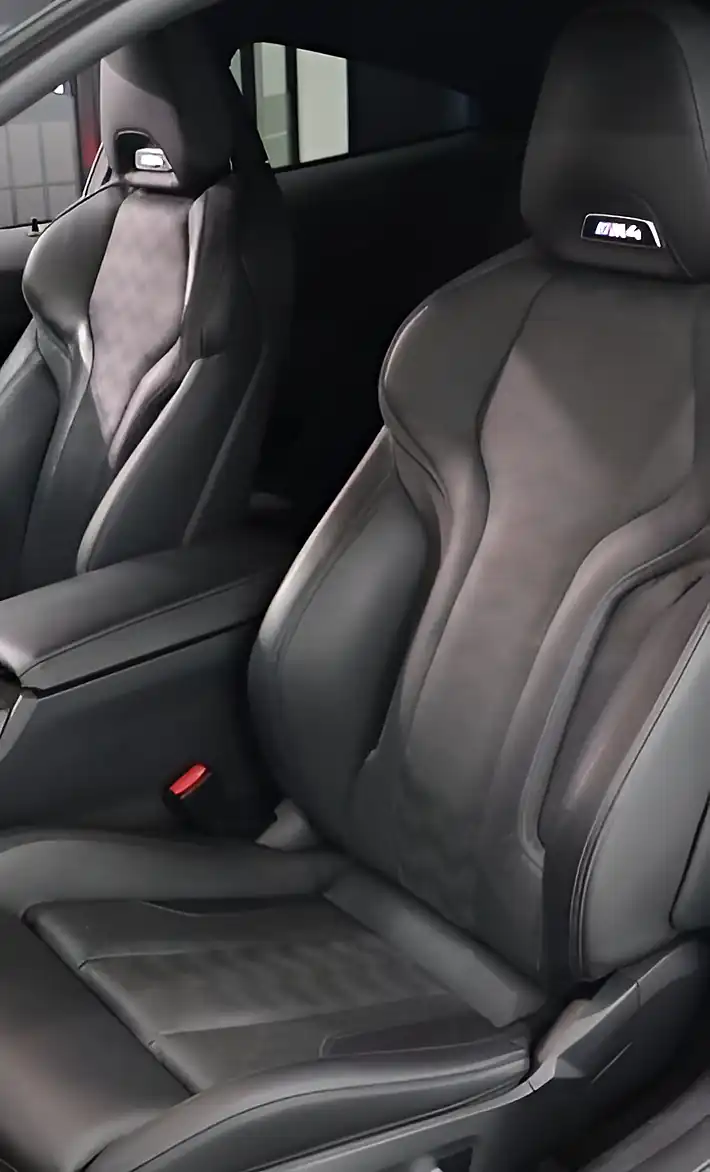 Used 2022 BMW M4 Competition Black Sapphire Metallic - Interior and Exterior details 19