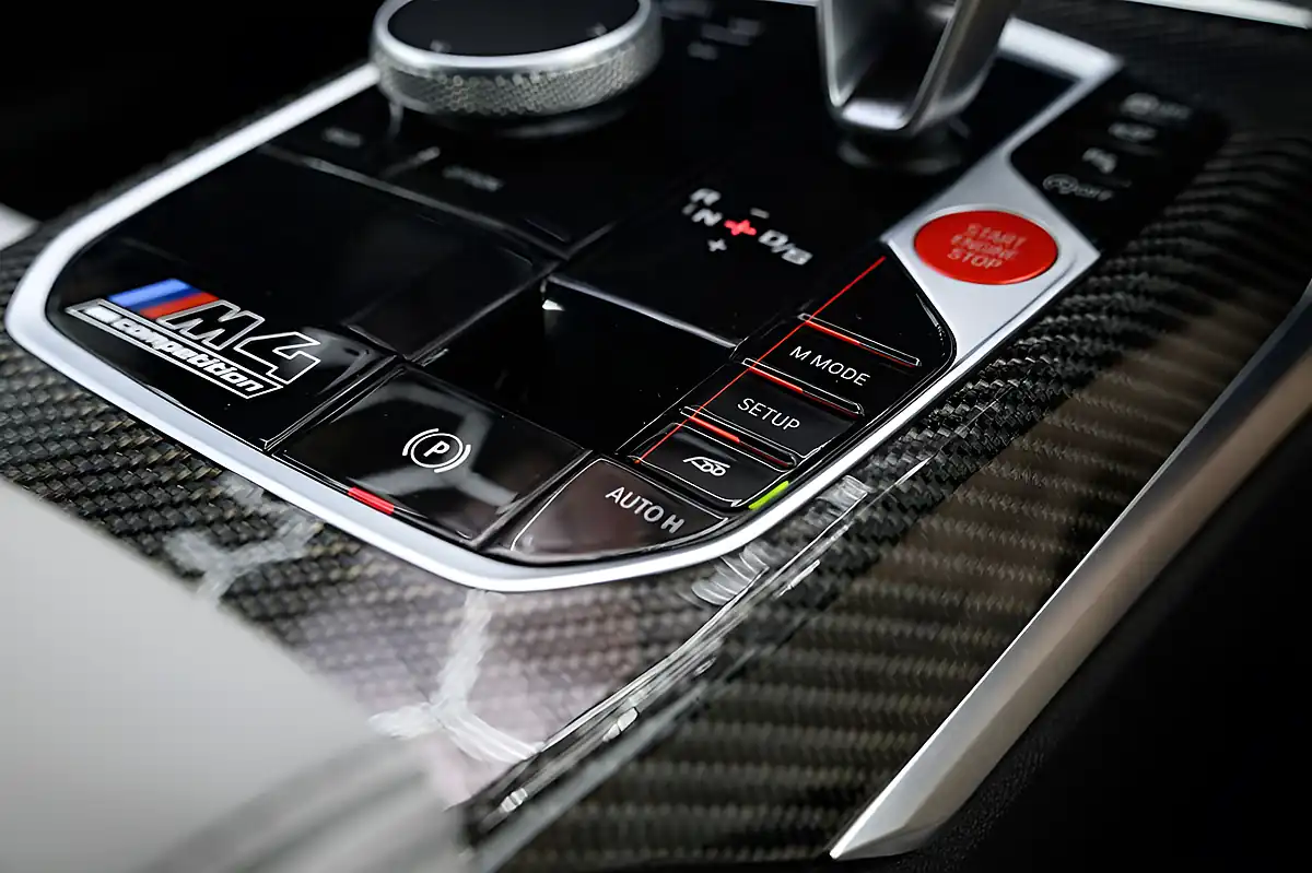 Used 2022 BMW M4 Competition Green - Interior and Exterior details 19