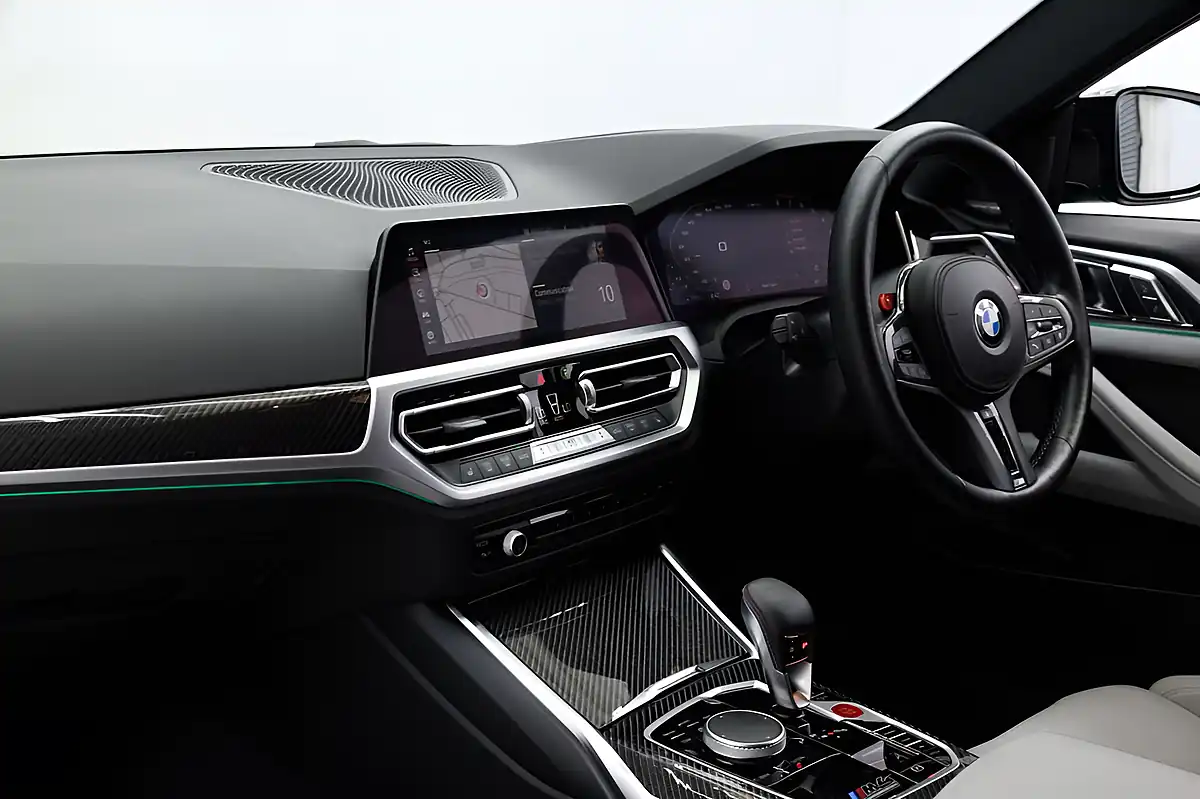 Used 2022 BMW M4 Competition Green - Interior and Exterior details 3