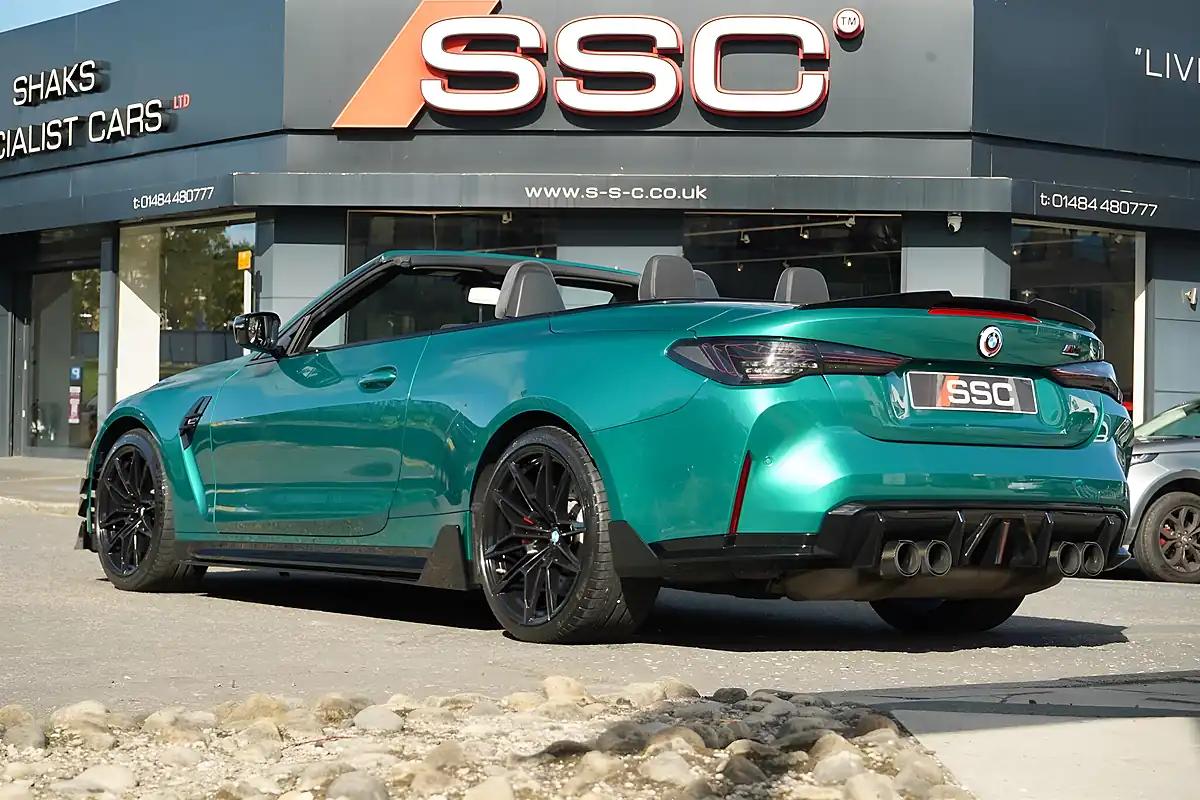 Used 2022 BMW M4 Competition Green - Interior and Exterior details 13
