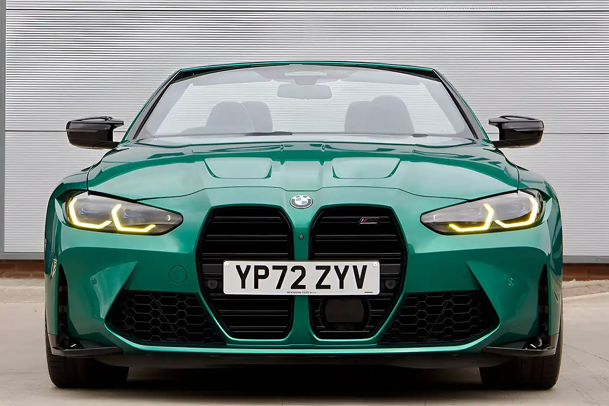 Used 2022 BMW M4 Competition Green - Interior and Exterior details 8