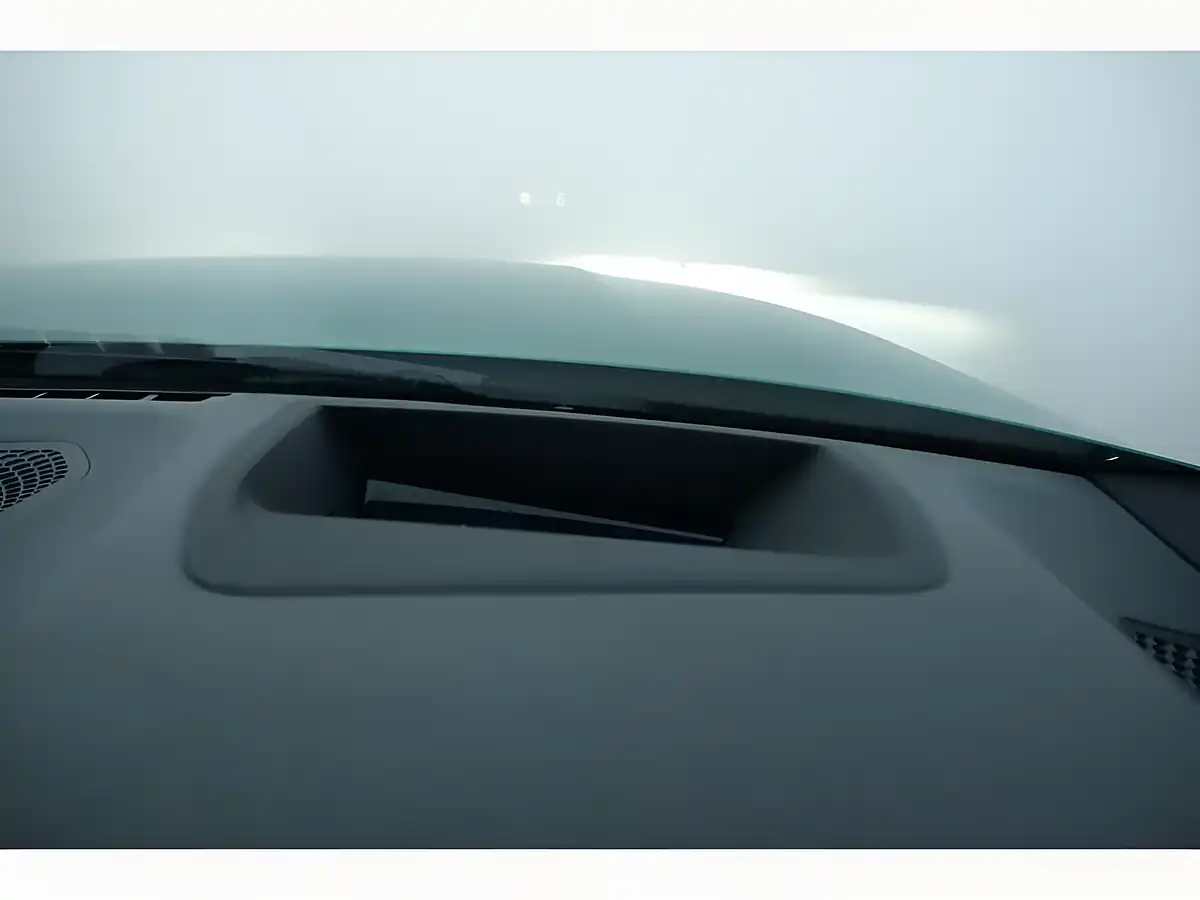 Used 2022 BMW M4 Competition Green - Interior and Exterior details 10