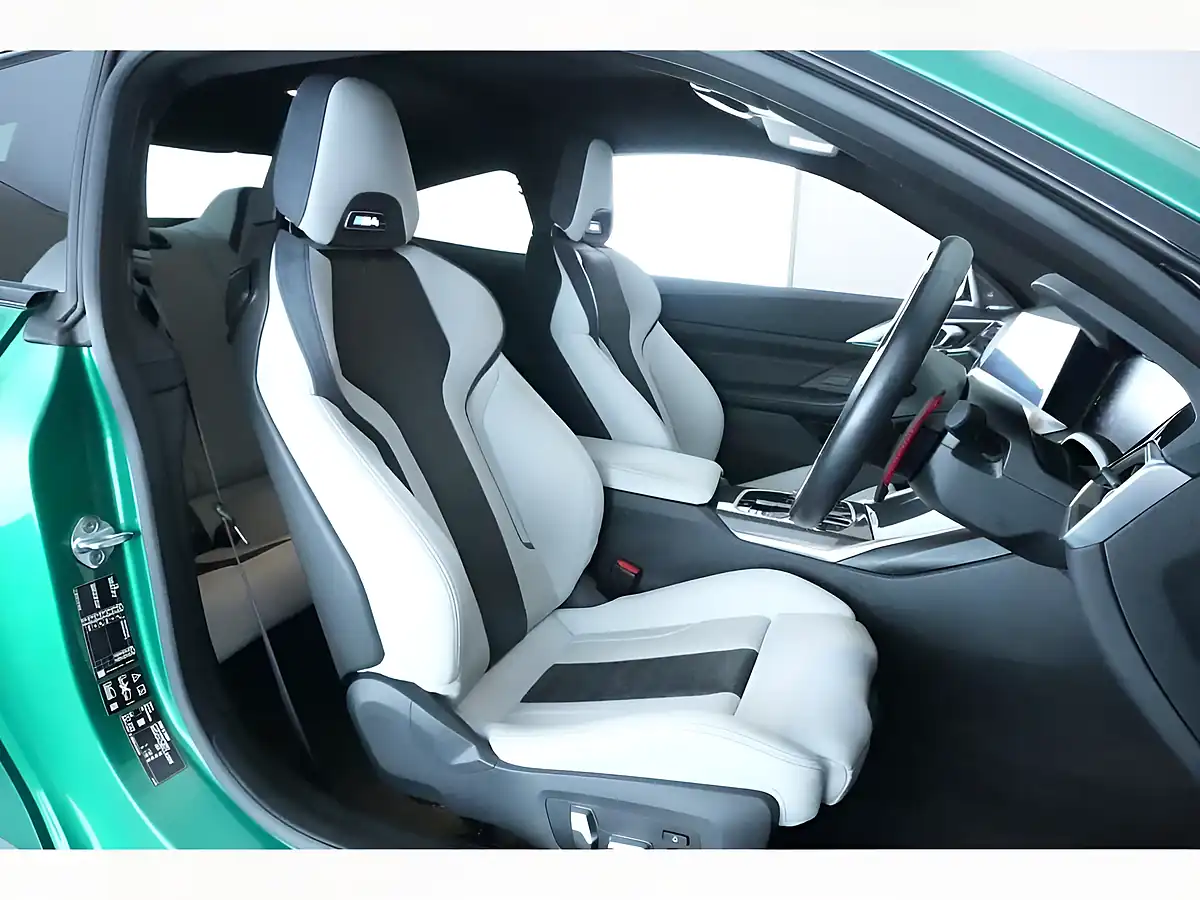 Used 2022 BMW M4 Competition Green - Interior and Exterior details 13