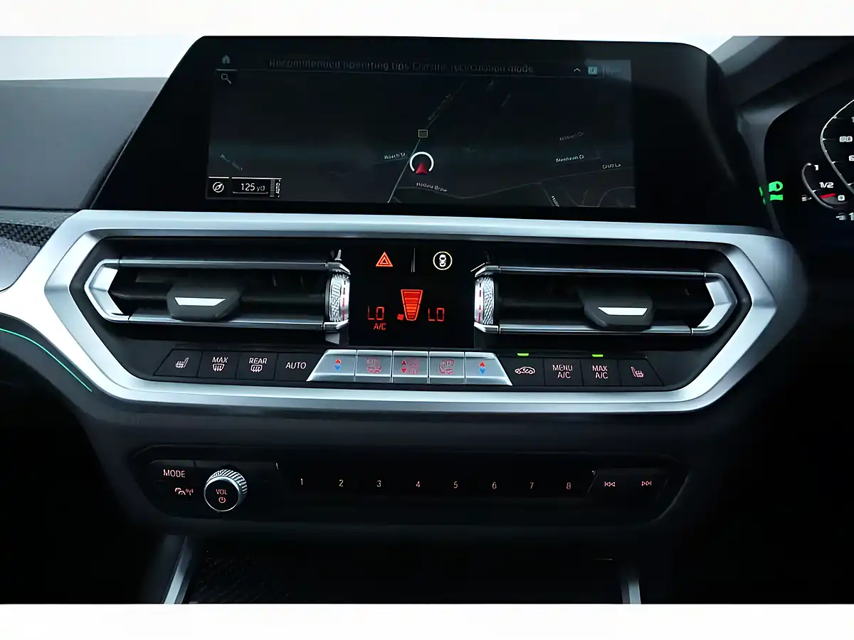 Used 2022 BMW M4 Competition Green - Interior and Exterior details 20