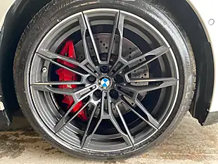 Used 2022 BMW M4 Competition White - Interior and Exterior details 12
