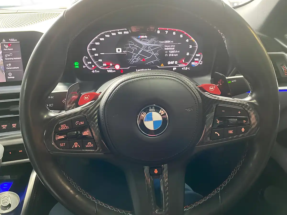 Used 2022 BMW M4 Competition White - Interior and Exterior details 17
