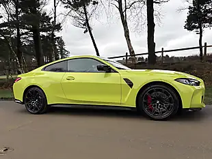 Used 2022 BMW M4 Competition Yellow - Interior and Exterior details 12