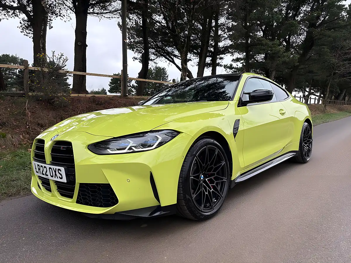 Used 2022 BMW M4 Competition Yellow - Interior and Exterior details 18