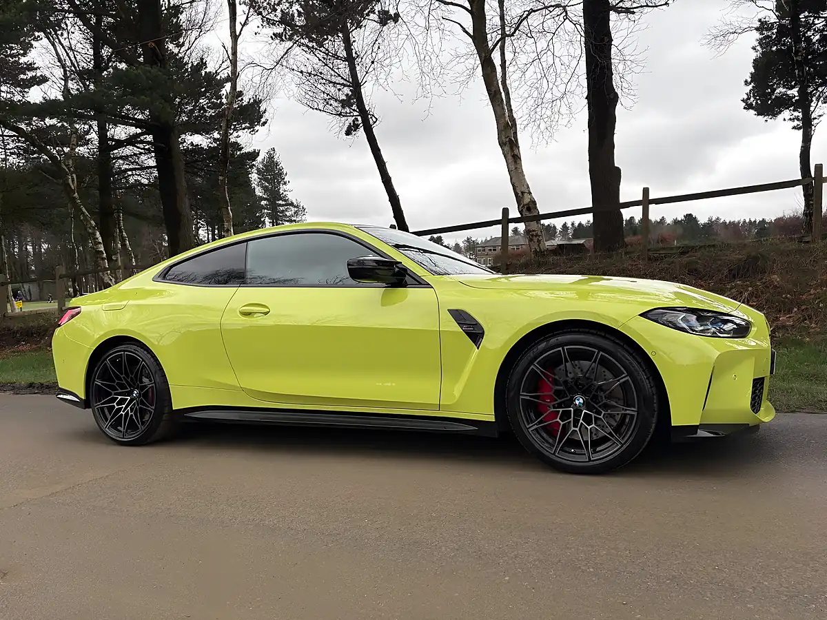 Used 2022 BMW M4 Competition Yellow - Interior and Exterior details 3