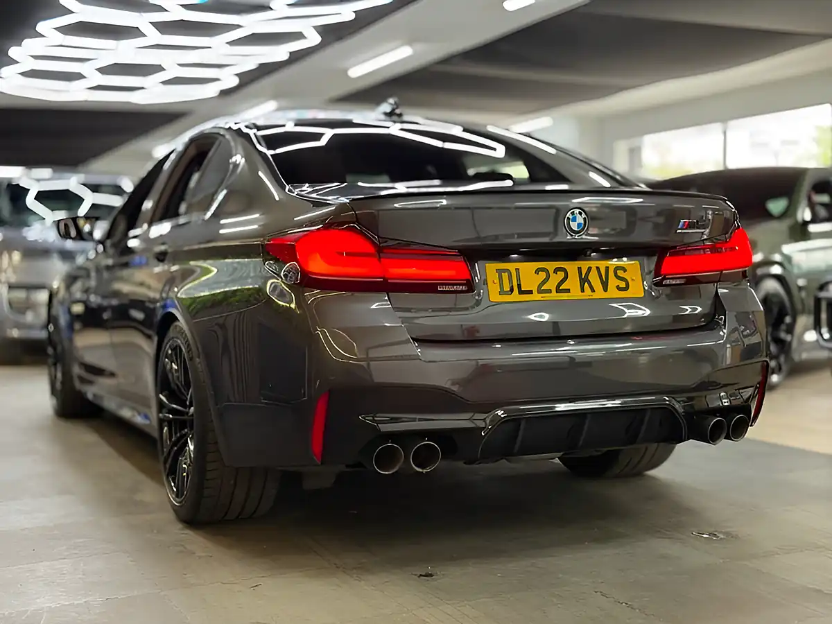 Used 2022 BMW M5 Competition Grey - Interior and Exterior details 10