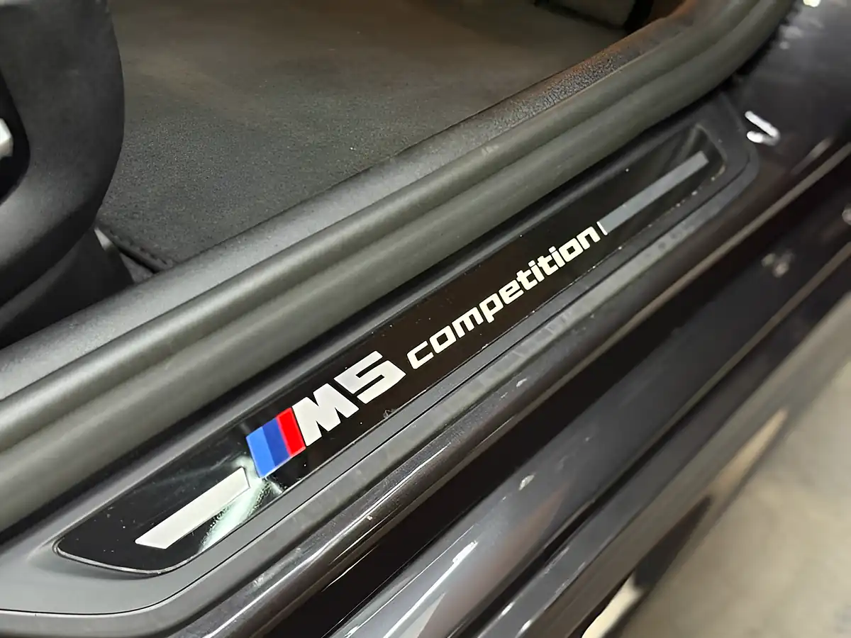Used 2022 BMW M5 Competition Grey - Interior and Exterior details 16