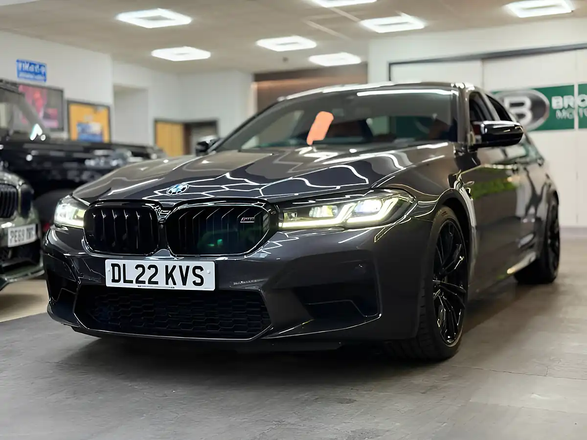 Used 2022 BMW M5 Competition Grey - Interior and Exterior details 7