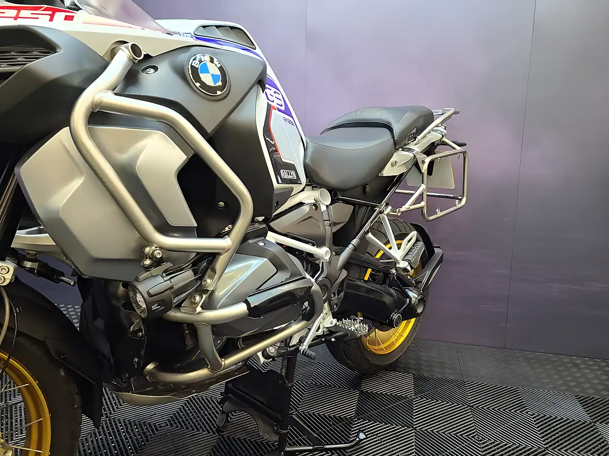 Used 2022 BMW R 1250 Gs Adventure Rallye Te Multi-Colour - Interior and Exterior details 11