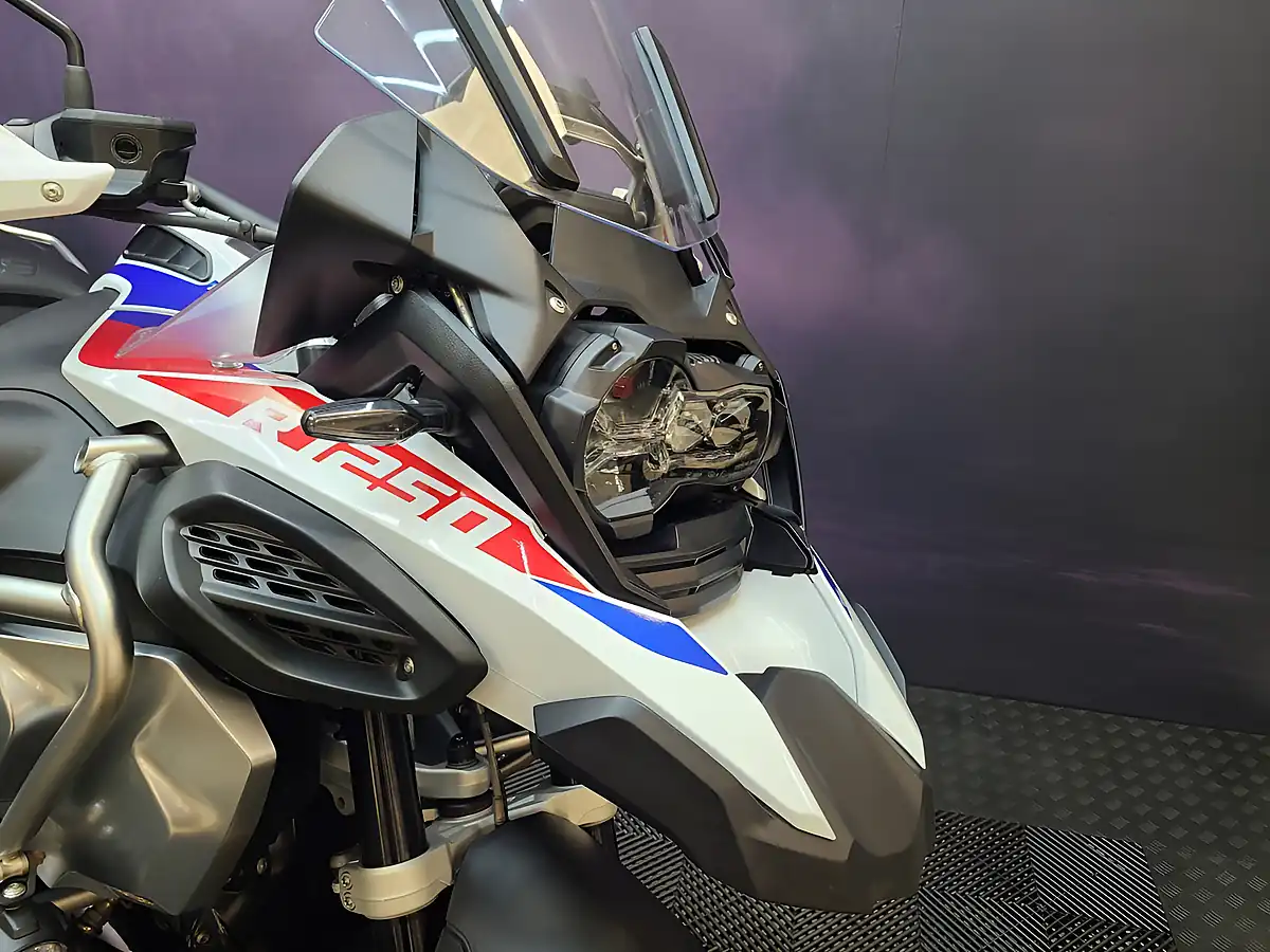 Used 2022 BMW R 1250 Gs Adventure Rallye Te Multi-Colour - Interior and Exterior details 8