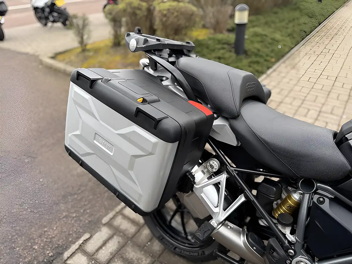 Used 2022 BMW R 1250 Gs Te Triple Black Edition Black - Interior and Exterior details 17