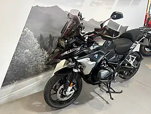 Used 2022 BMW R 1250 Gs Triple Black Black - Interior and Exterior details 3