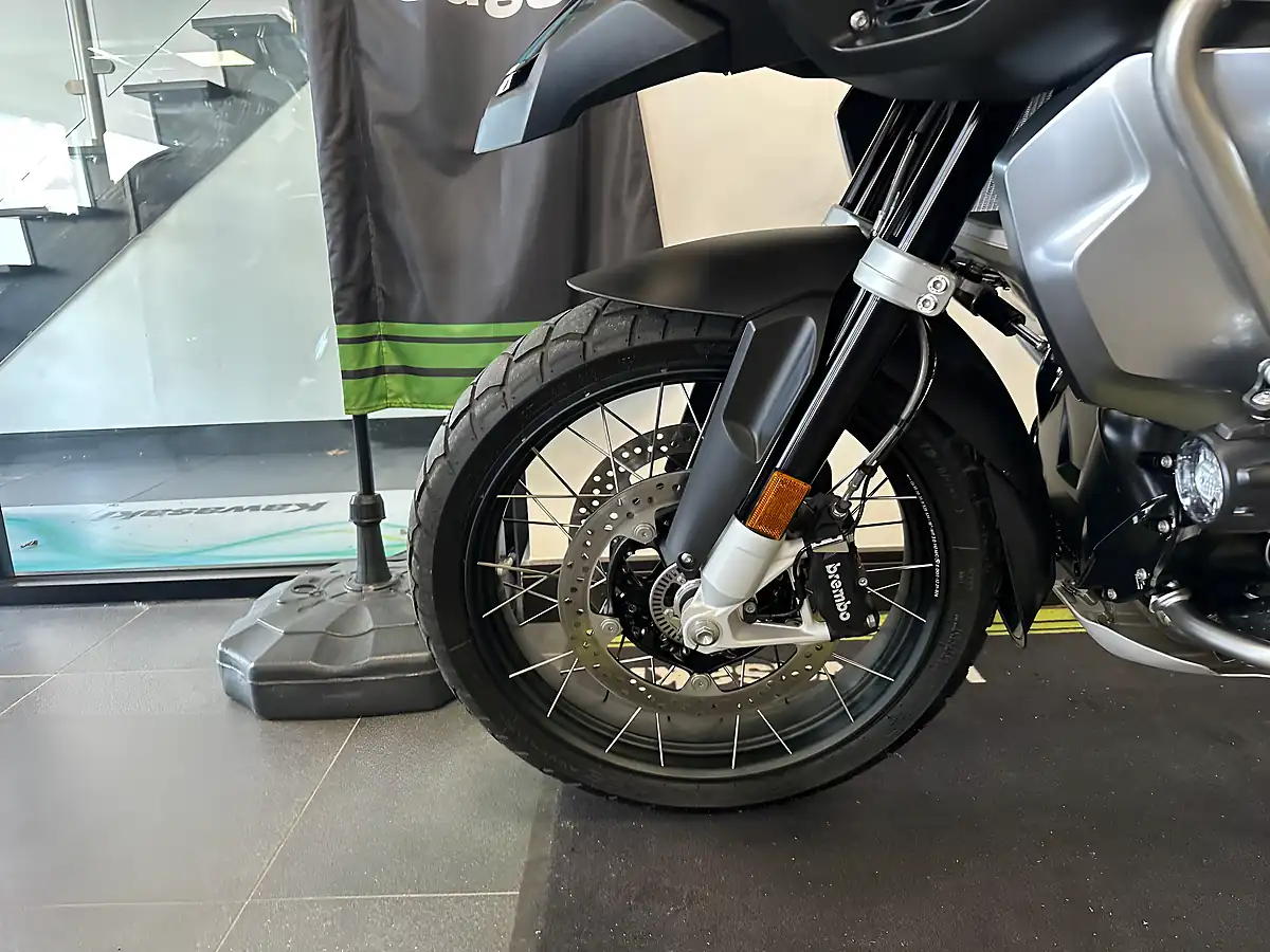 Used 2022 BMW R1250 Gs Adventure Te Spec Triple Black Triple Black - Interior and Exterior details 13