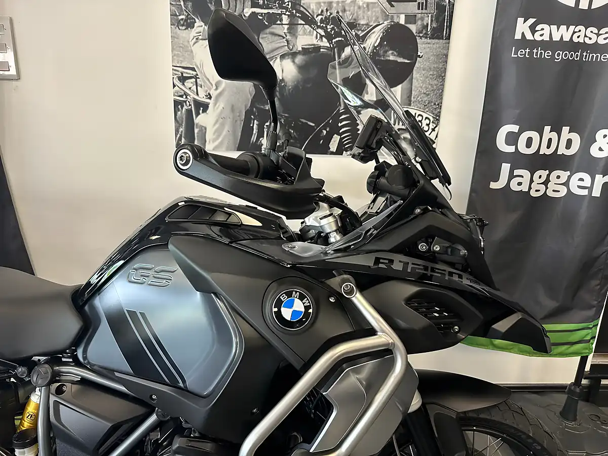 Used 2022 BMW R1250 Gs Adventure Te Spec Triple Black Triple Black - Interior and Exterior details 6