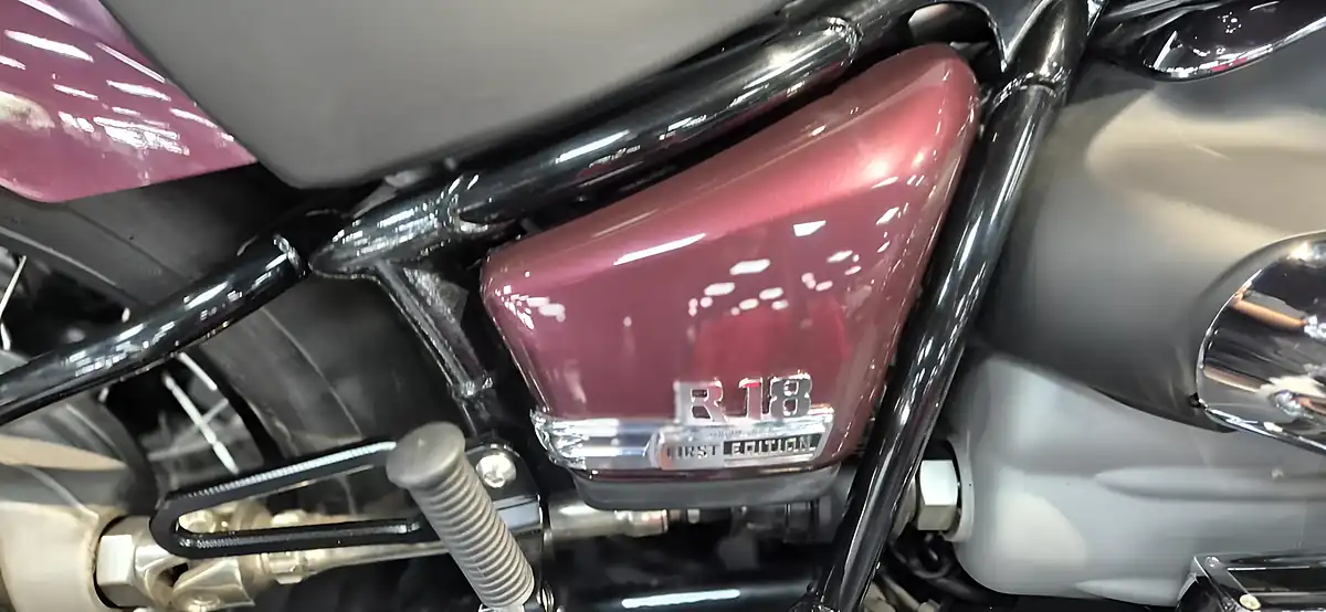 Used 2022 BMW R18 First Edition Purple Silk - Interior and Exterior details 6