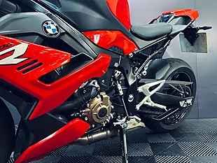 Used 2022 BMW S 1000 R Sport Red - Interior and Exterior details 11