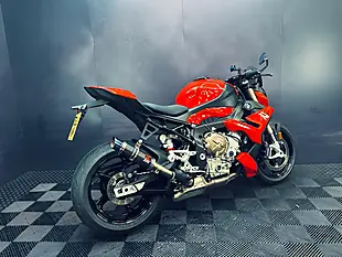 Used 2022 BMW S 1000 R Sport Red - Interior and Exterior details 12