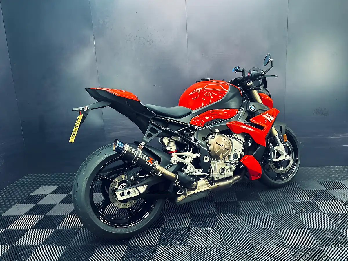 Used 2022 BMW S 1000 R Sport Red - Interior and Exterior details 12
