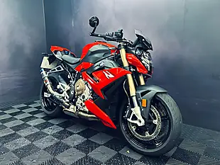 Used 2022 BMW S 1000 R Sport Red - Interior and Exterior details 4