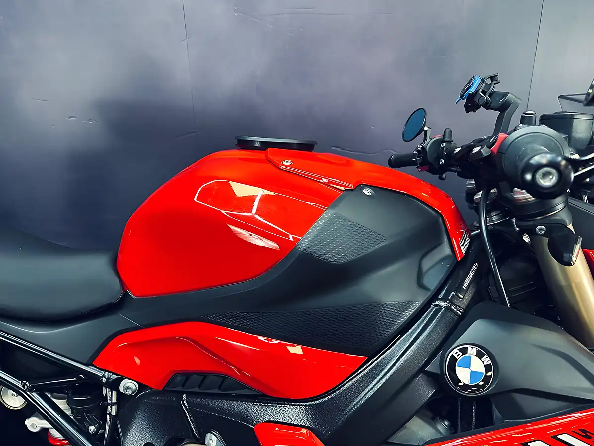 Used 2022 BMW S 1000 R Sport Red - Interior and Exterior details 6