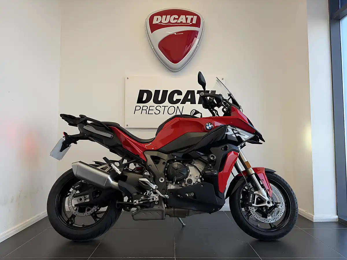 Used 2022 BMW S1000XR Te Racing Red - Front View