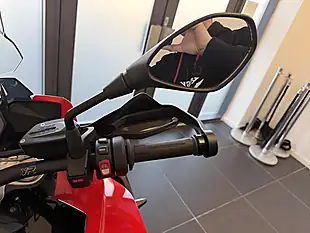 Used 2022 BMW S1000XR Te Racing Red - Interior and Exterior details 10