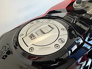 Used 2022 BMW S1000XR Te Racing Red - Interior and Exterior details 11