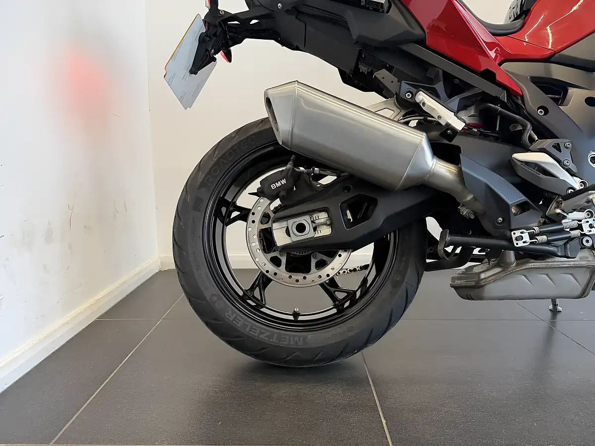Used 2022 BMW S1000XR Te Racing Red - Interior and Exterior details 2